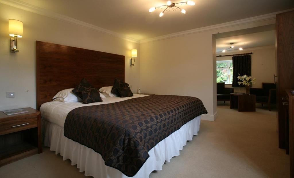 Fishmore Hall And Boutique 3*