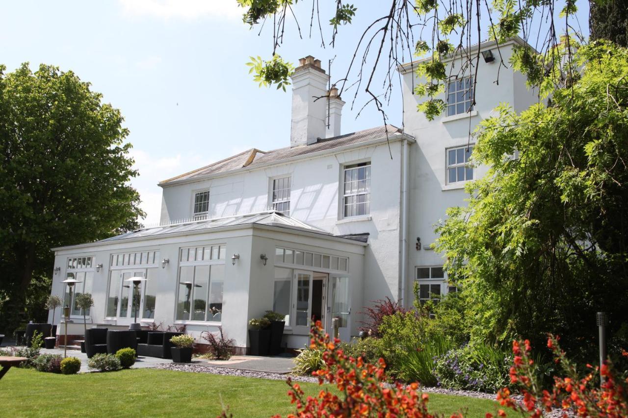Fishmore Hall And Boutique 3*